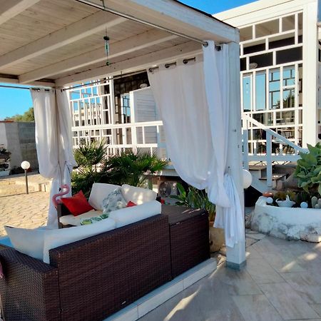 Il Fenicottero Rosa Bed & Breakfast Capitana Bagian luar foto